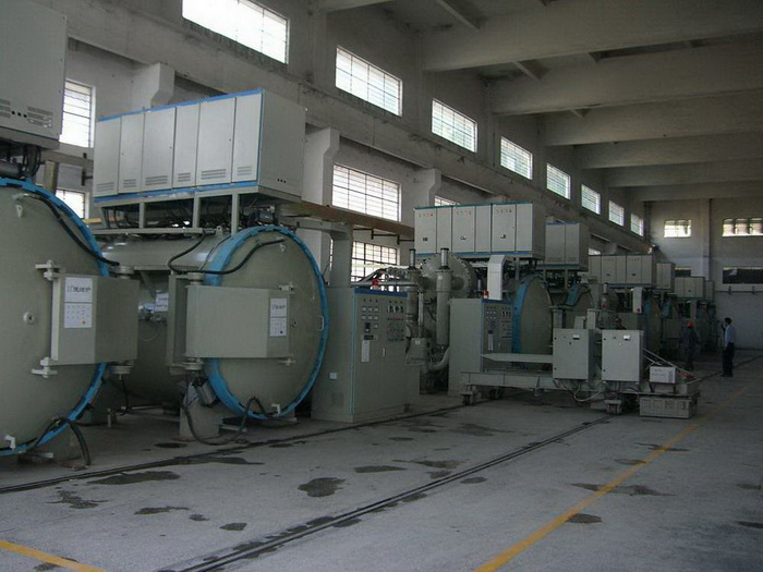 真空退（回）火炉