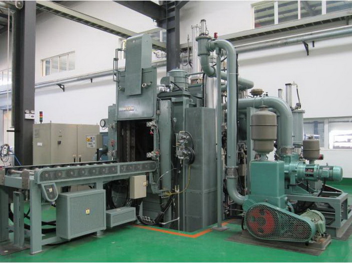 真空油淬炉-渗碳
